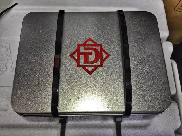 尼龍扎帶用固定小盒子.jpg